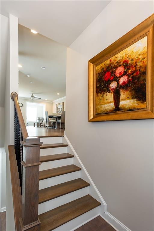 5247 Cresslyn Ridge Alpharetta, GA 30005 - Photo 5 of 38 a view of entryway