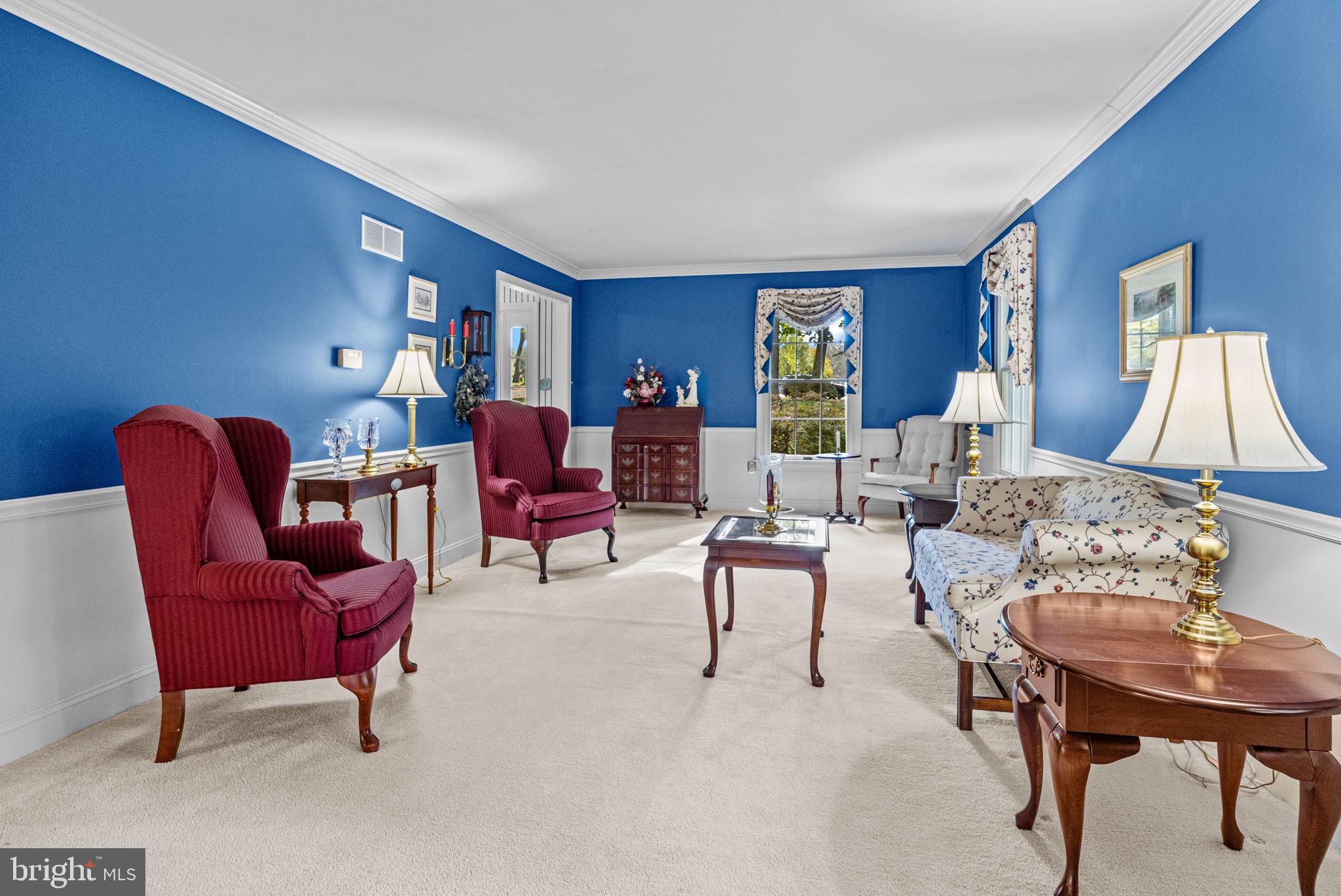 66 Warden Road Doylestown, PA 18901 - Photo 7 of 44