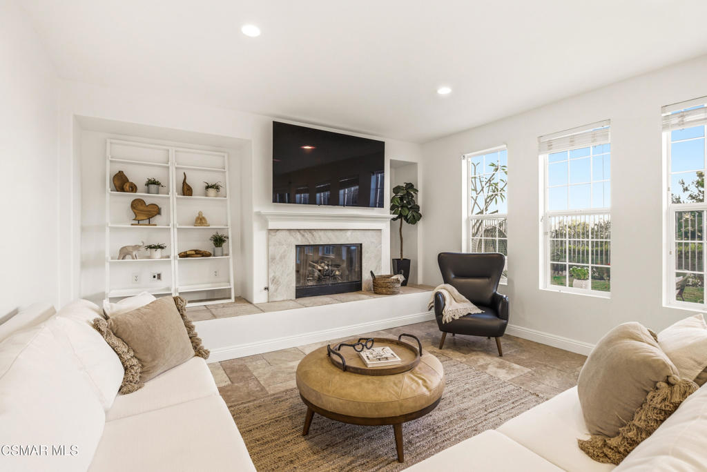 2424 Springbrook Street Thousand Oaks, CA 91362 - Photo 23 of 58