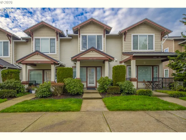 $345,000 | 605 Northwest 118th Avenue, Unit 102, Portland, OR 97229