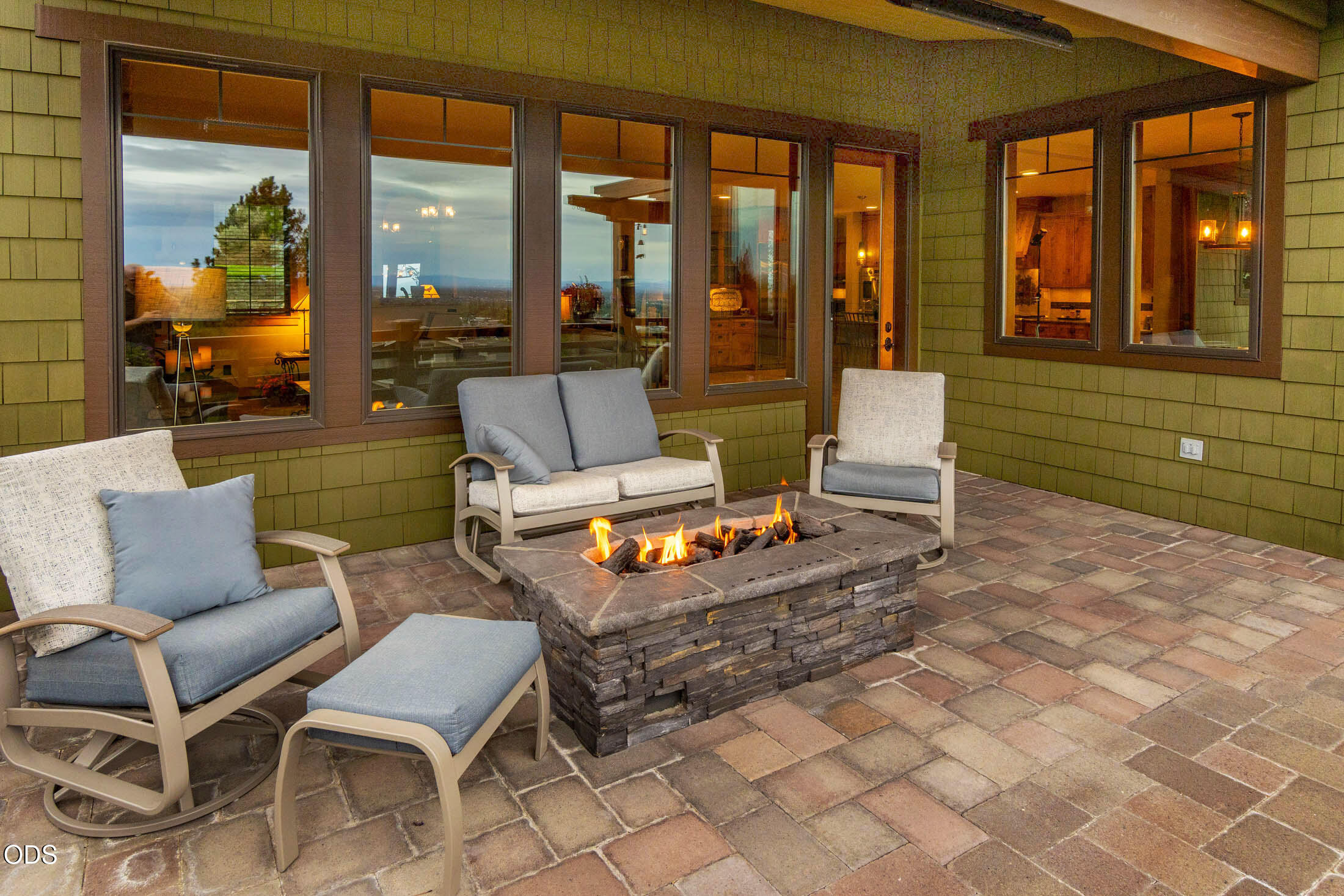 646 Northwest Powell Butte Loop Bend, OR 97703 - Photo 23 of 49