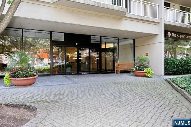 1055 River, Unit 506 Edgewater, NJ 07020 - Photo 11 of 25 a front view of a house