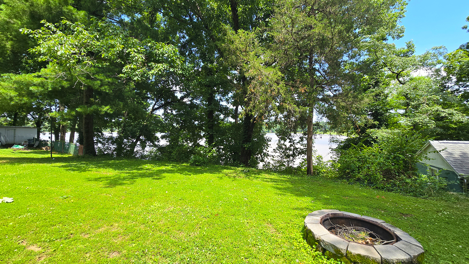 1750 Moonglow Road Centralia, IL 62801 - Photo 9 of 11