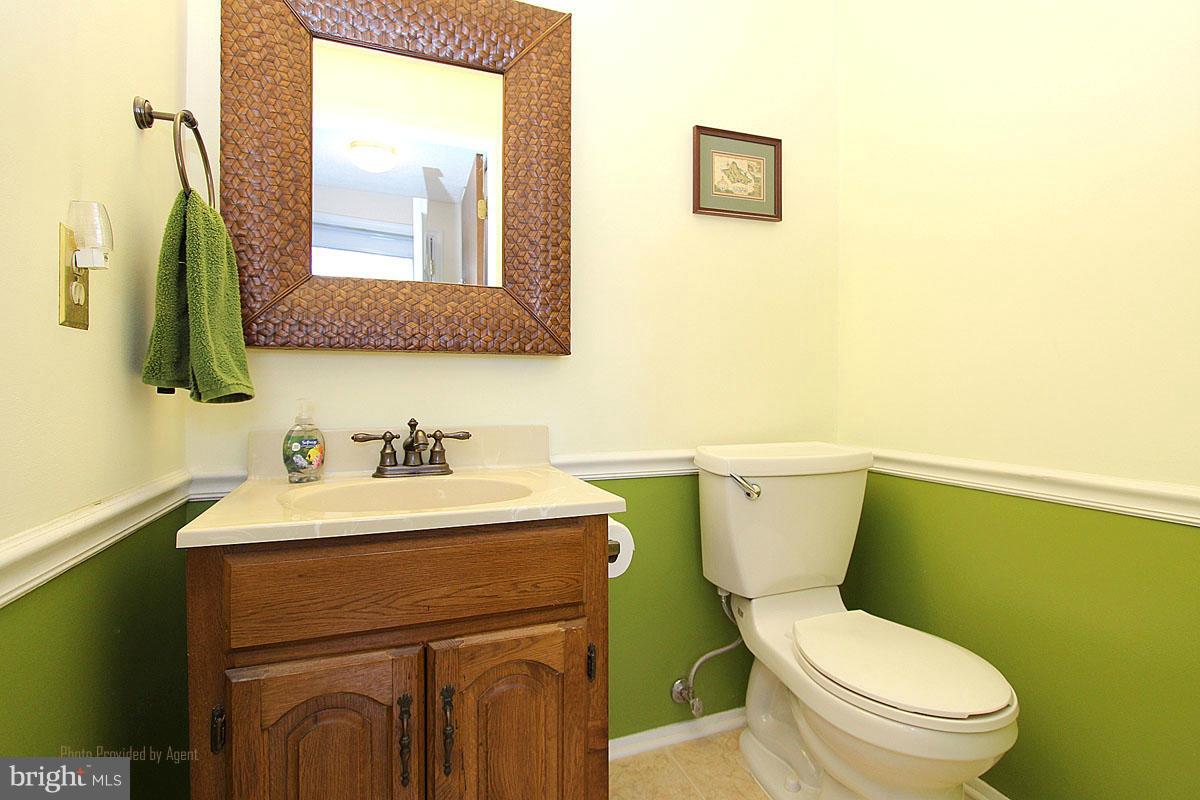 10316 Apple Ridge Road Gaithersburg, MD 20886 - Photo 4 of 30 Bath
