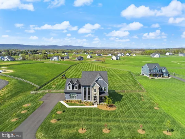 $1,895,000 | 38866 Silver King Circle, Waterford, VA 20197