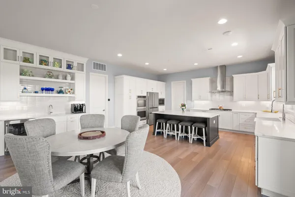 $1,895,000 | 38866 Silver King Circle, Waterford, VA 20197