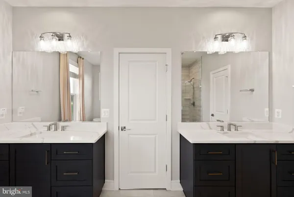 $1,895,000 | 38866 Silver King Circle, Waterford, VA 20197