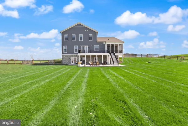 $1,895,000 | 38866 Silver King Circle, Waterford, VA 20197