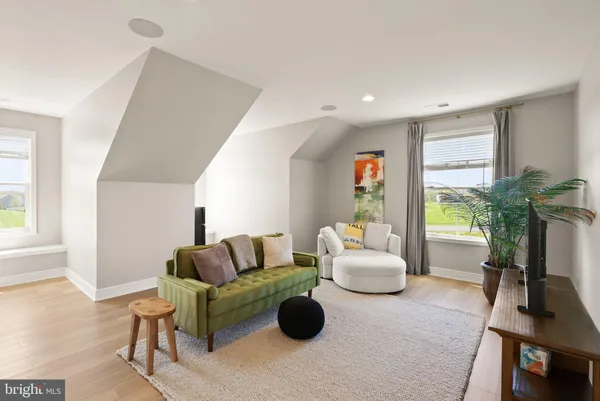 $1,895,000 | 38866 Silver King Circle, Waterford, VA 20197