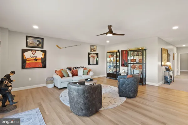 $1,895,000 | 38866 Silver King Circle, Waterford, VA 20197