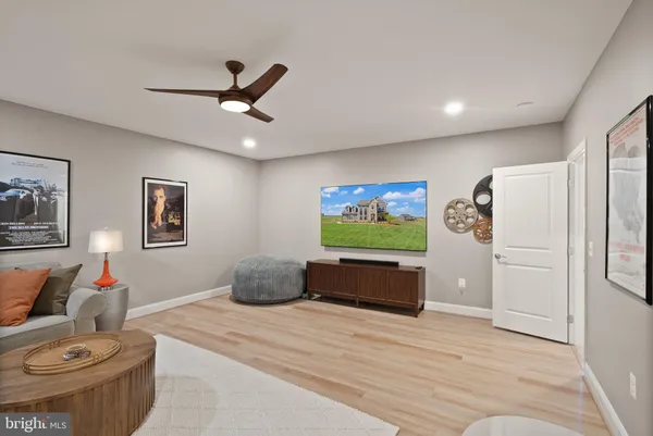 $1,895,000 | 38866 Silver King Circle, Waterford, VA 20197