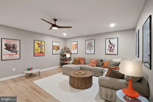 $1,895,000 | 38866 Silver King Circle, Waterford, VA 20197