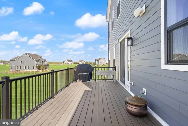 $1,895,000 | 38866 Silver King Circle, Waterford, VA 20197