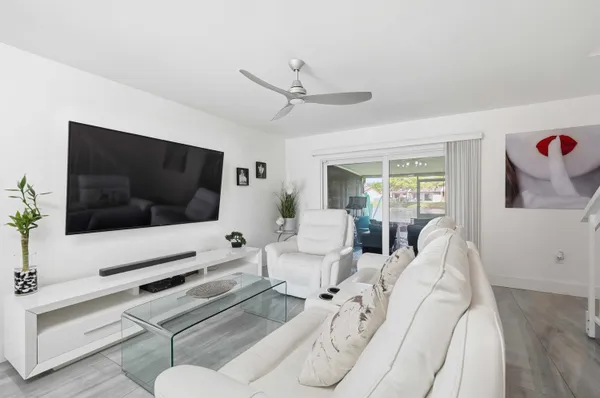 $338,800 | 10875 Northwest 29th Manor, Unit 8, Sunrise, FL 33322