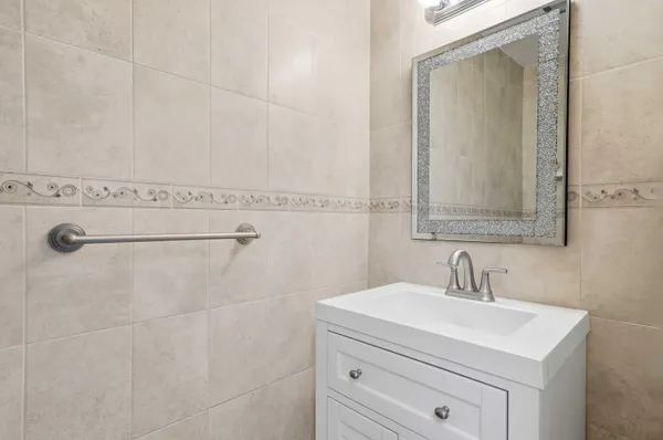 $338,800 | 10875 Northwest 29th Manor, Unit 8, Sunrise, FL 33322