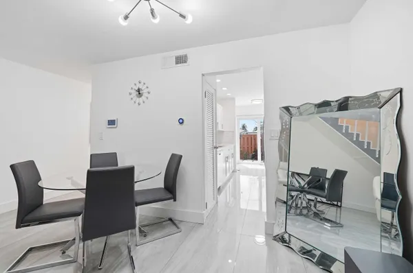 $338,800 | 10875 Northwest 29th Manor, Unit 8, Sunrise, FL 33322