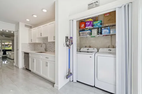 $338,800 | 10875 Northwest 29th Manor, Unit 8, Sunrise, FL 33322