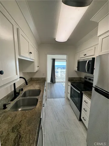 $4,995 | 630 The Village, Unit 117, Redondo Beach, CA 90277