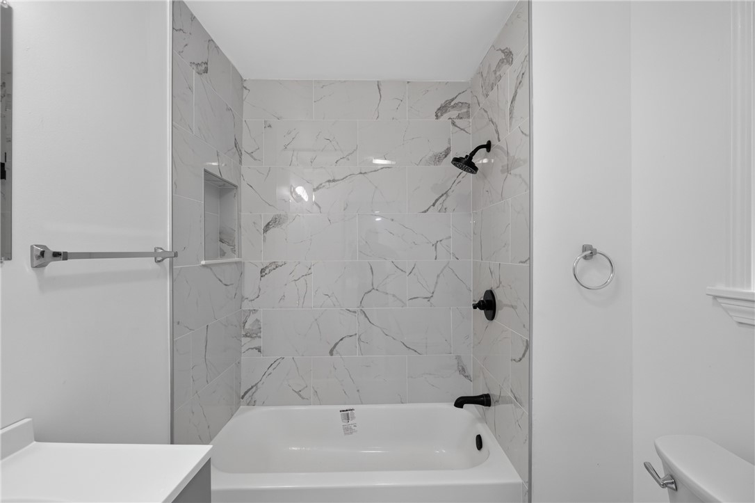 5 Lee's Lane Glocester, RI 02814 - Photo 19 of 48
