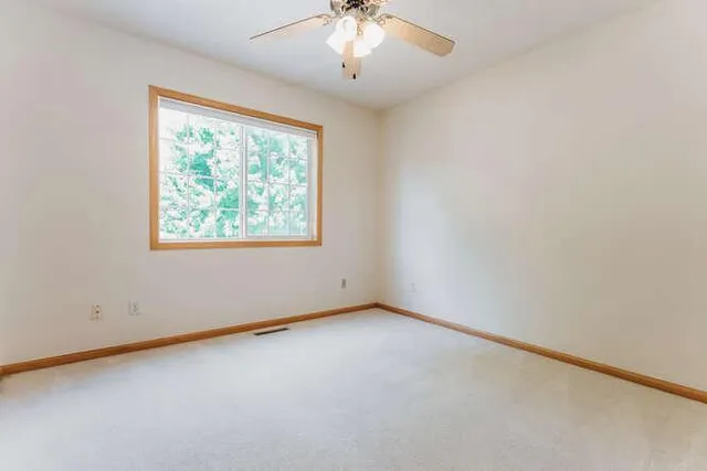 $3,495 | 17583 Foxboro Lane, Lakeville, MN 55024