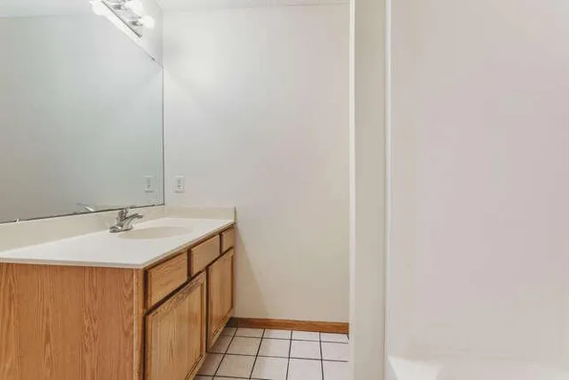 $3,495 | 17583 Foxboro Lane, Lakeville, MN 55024