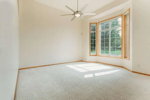 $3,495 | 17583 Foxboro Lane, Lakeville, MN 55024