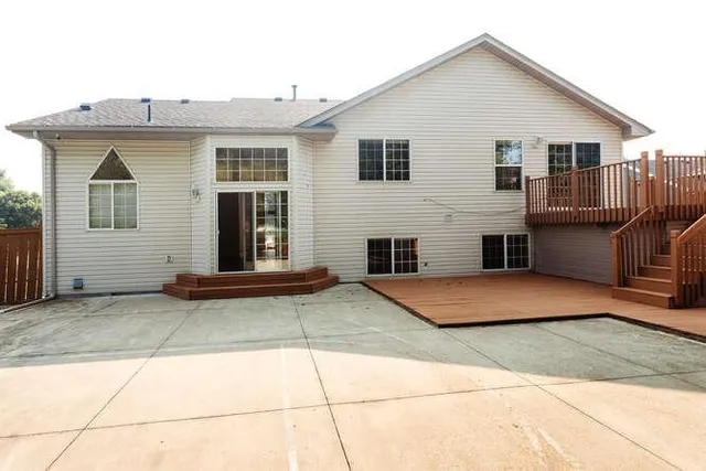 $3,495 | 17583 Foxboro Lane, Lakeville, MN 55024