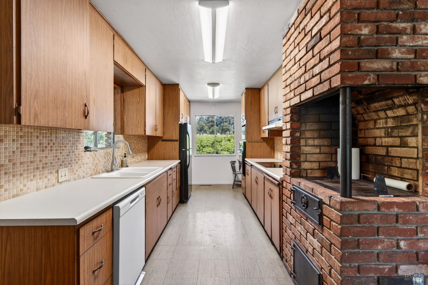 2062 Laguna Road Santa Rosa, CA 95401 - Photo 15 of 80