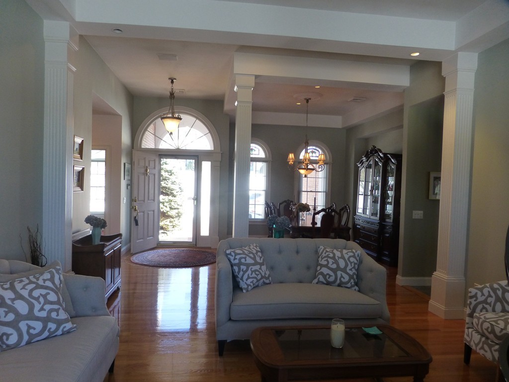 12 Elizabeth Road Auburn, MA 01501 - Photo 3 of 30 Gallery Image 3