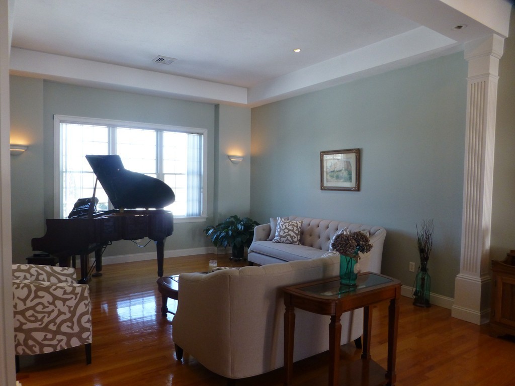 12 Elizabeth Road Auburn, MA 01501 - Photo 4 of 30 Gallery Image 4