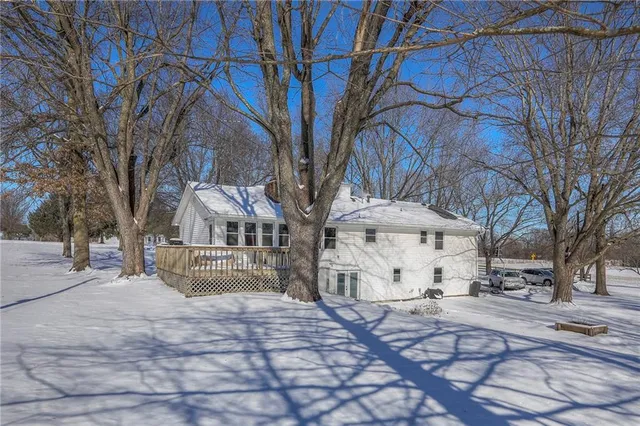 $340,000 | 25807 Highway 58, Pleasant Hill, MO 64080