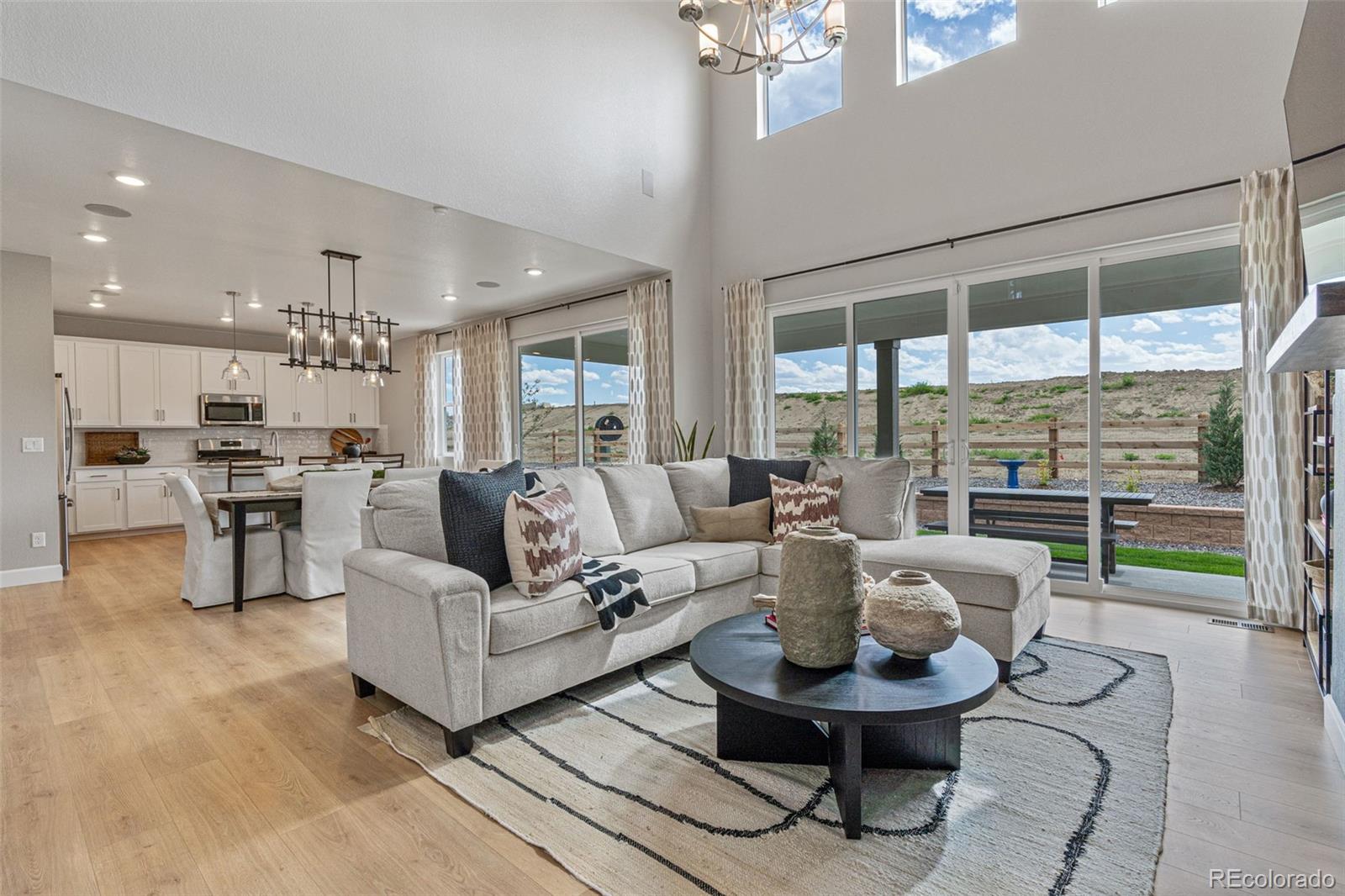 4194 Ridgewalk Point Castle Rock, CO 80108 - Photo 11 of 35 Gallery Image 11
