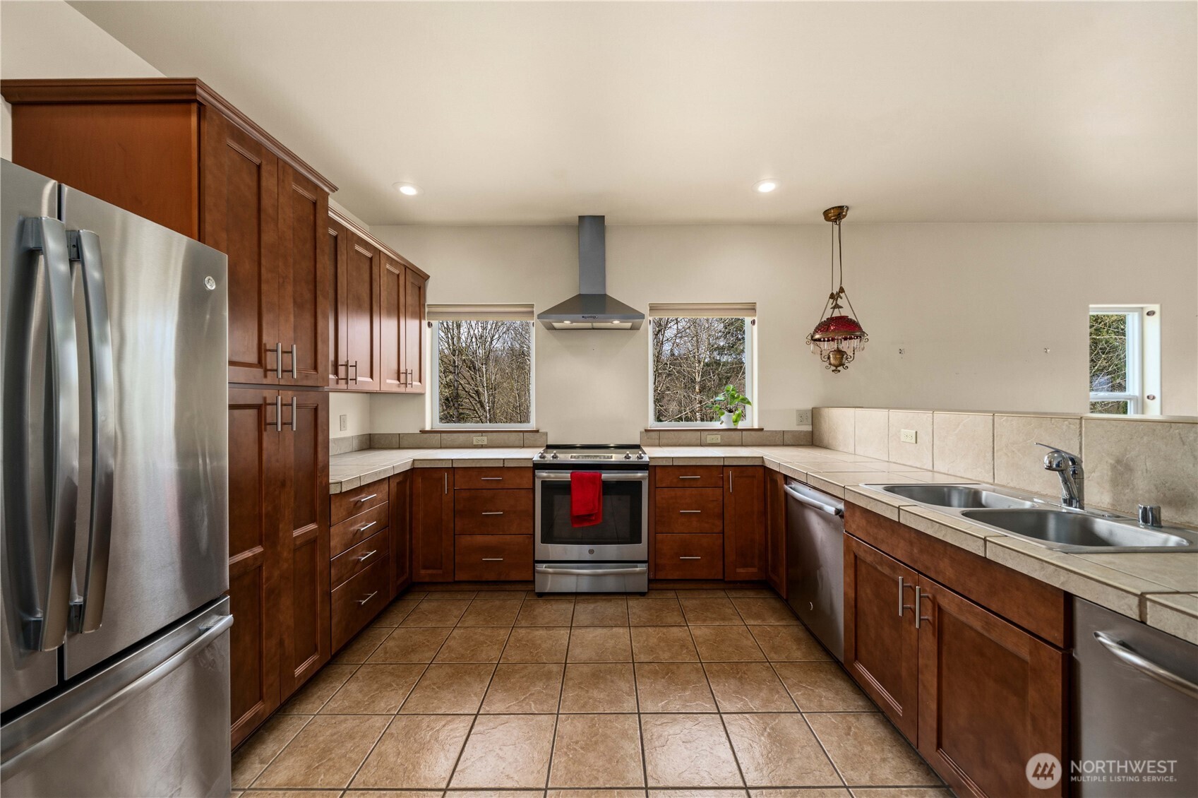 10404 210th Lane Southwest Rochester, WA 98579 - Photo 20 of 40