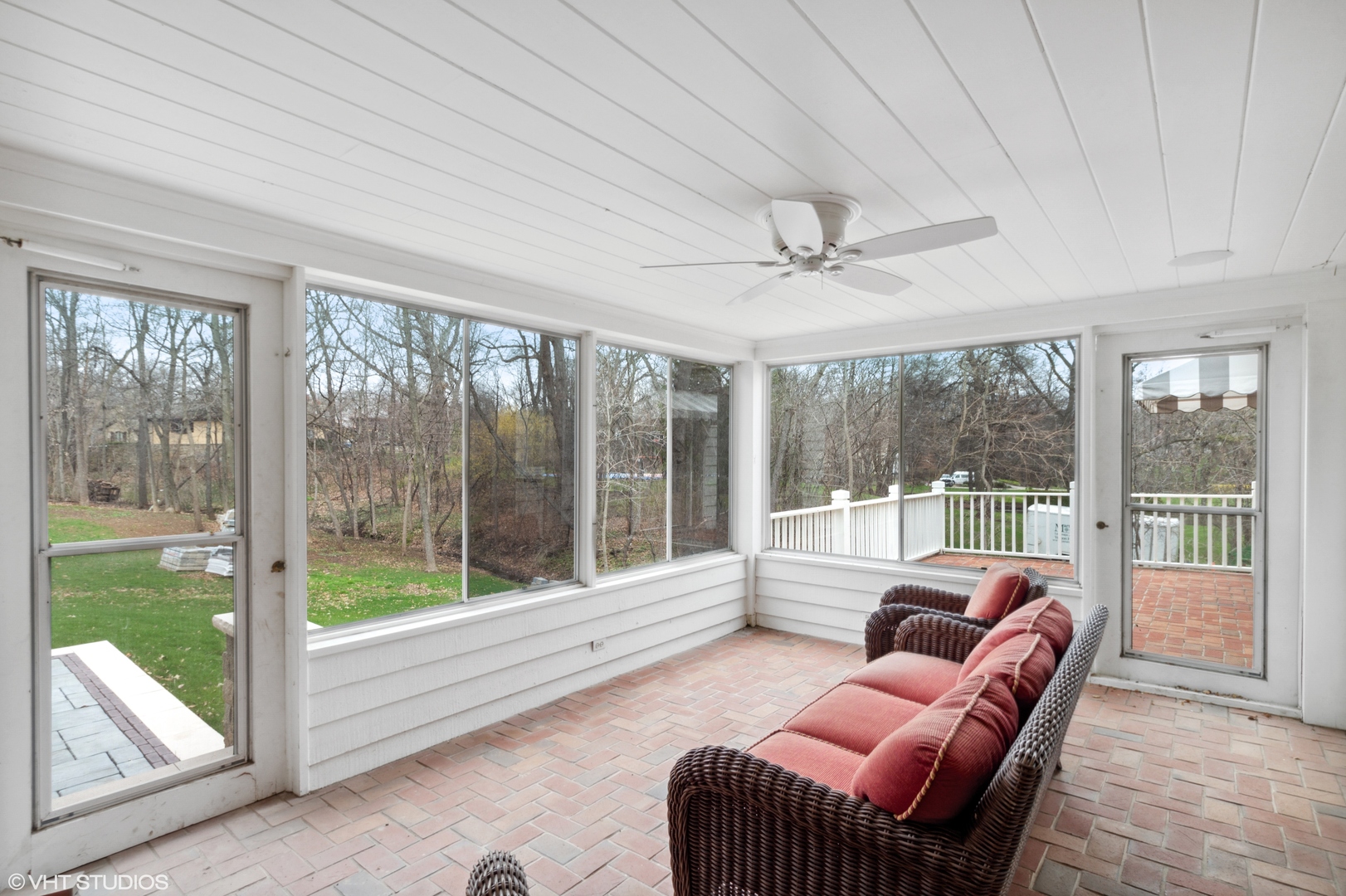 210 Firth Road Inverness, IL 60067 - Photo 8 of 29