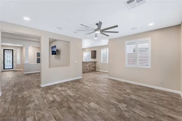 $2,700 | 3705 Spring Shadow Road, Las Vegas, NV 89129