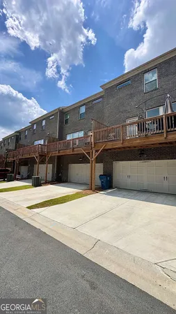 $2,995 | 4050 Pierson Trace, Unit 4050, Suwanee, GA 30024