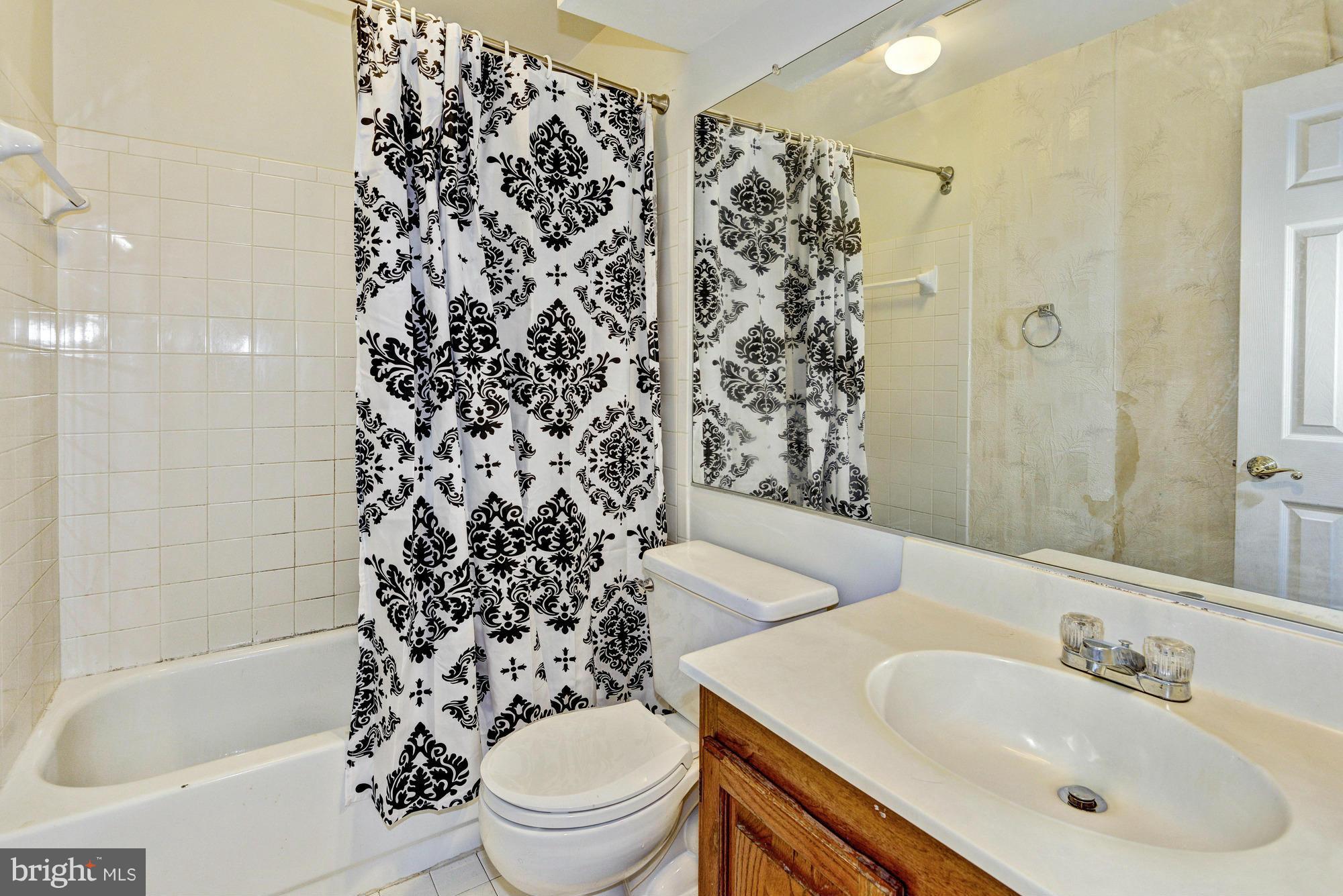 8005 Craddock Road Greenbelt, MD 20770 - Photo 15 of 22 Full Bath