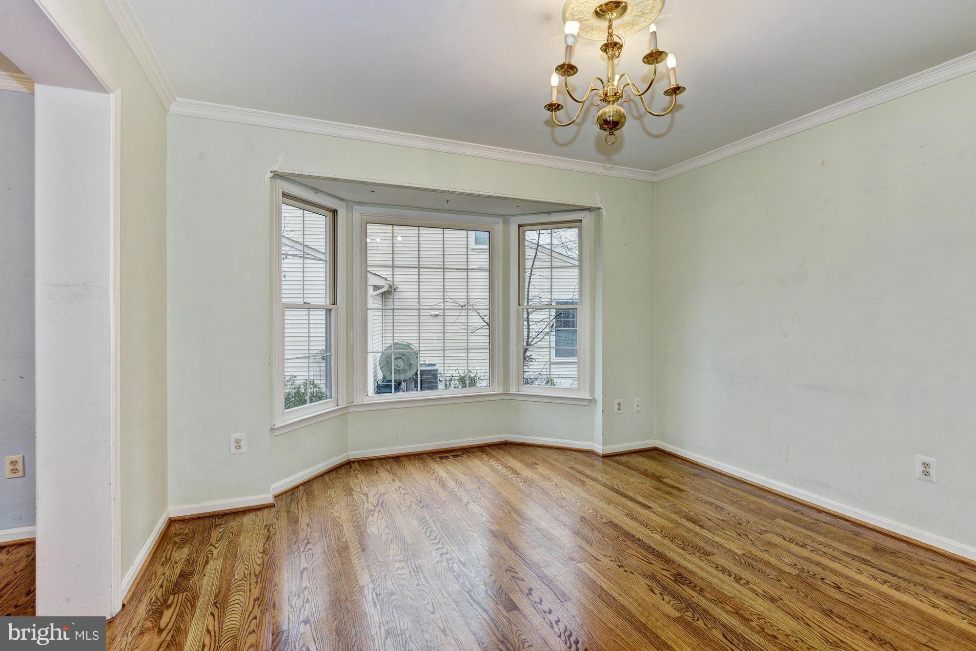 8005 Craddock Road Greenbelt, MD 20770 - Photo 5 of 22 Dining Room
