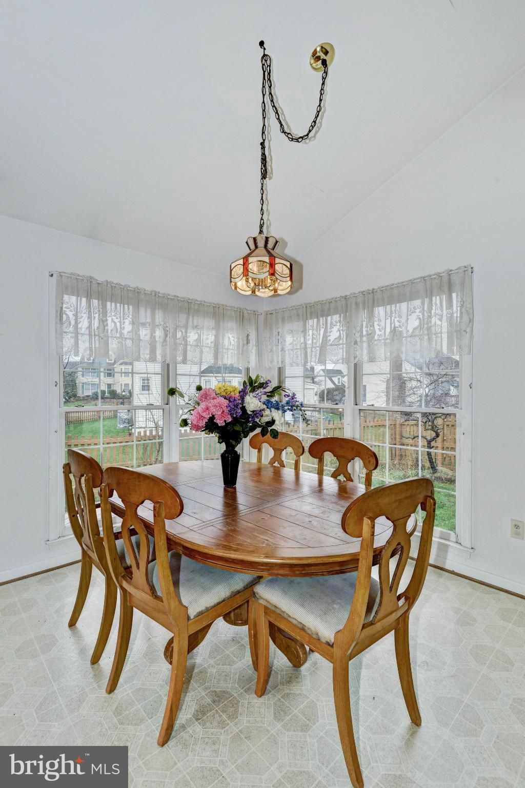 8005 Craddock Road Greenbelt, MD 20770 - Photo 7 of 22 Breakfast Room