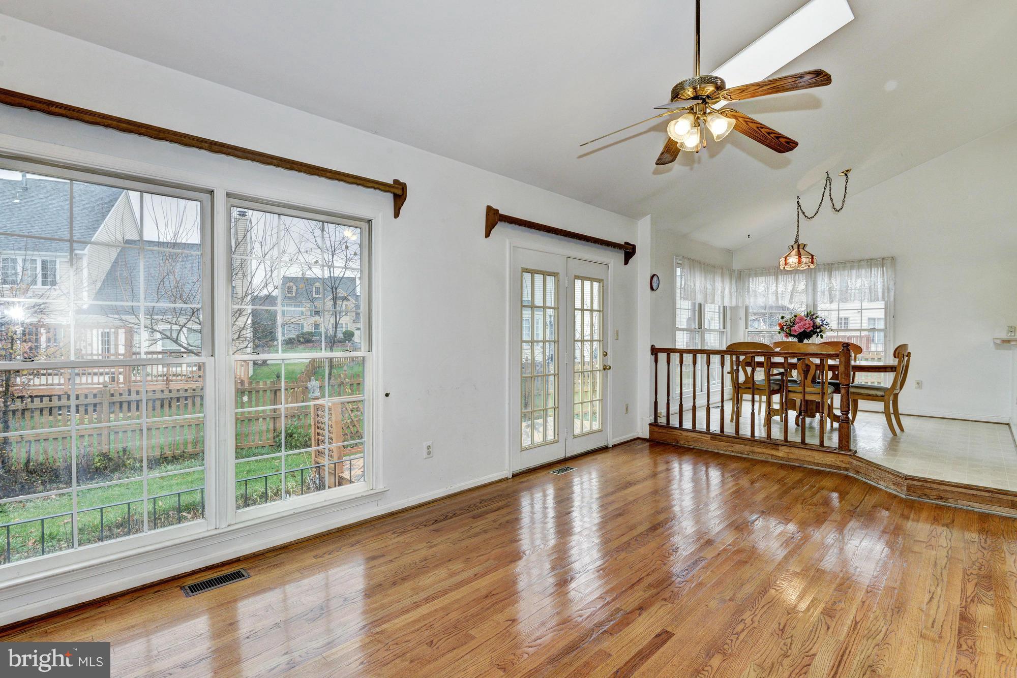 8005 Craddock Road Greenbelt, MD 20770 - Photo 9 of 22 Family Room