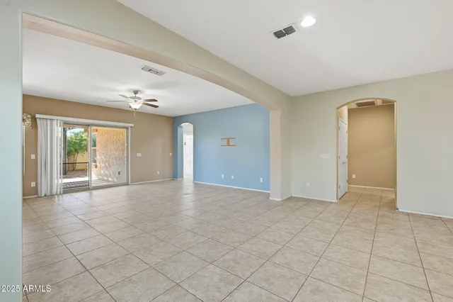 $370,000 | 17517 West Pinnacle Vista Drive, Surprise, AZ 85387