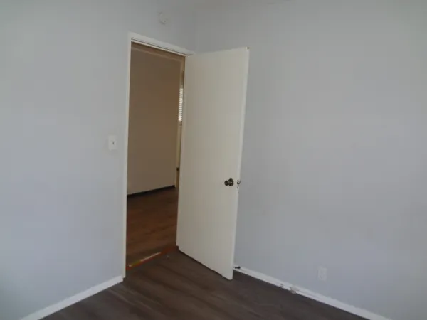 $284,600 | 113 Hickory Drive, Carpentersville, IL 60110