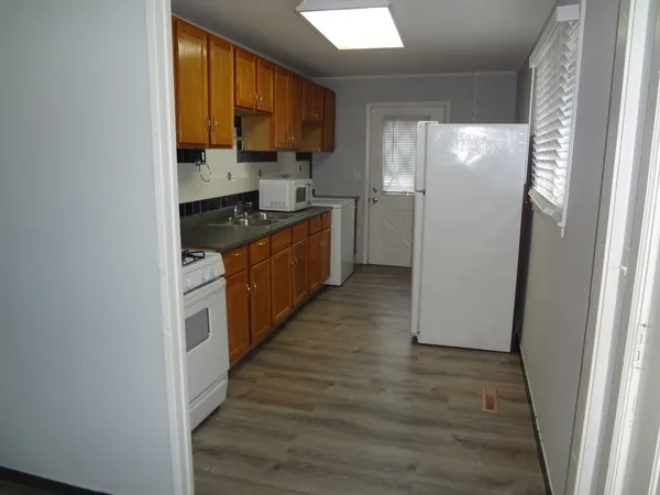 $284,600 | 113 Hickory Drive, Carpentersville, IL 60110