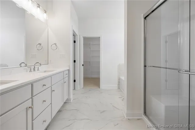 $699,900 | 125 Noblewood Boulevard, Jeffersonville, IN 47130