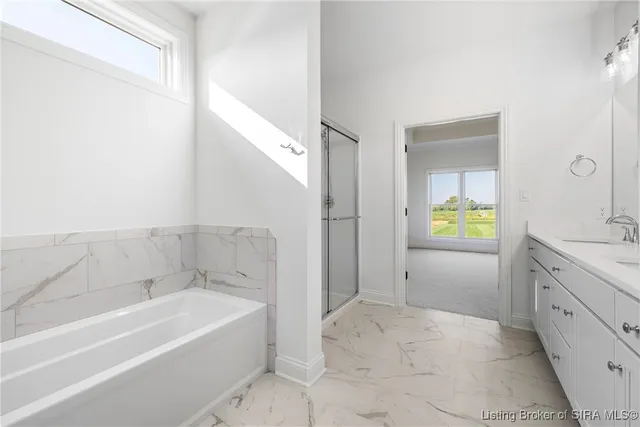 $699,900 | 125 Noblewood Boulevard, Jeffersonville, IN 47130