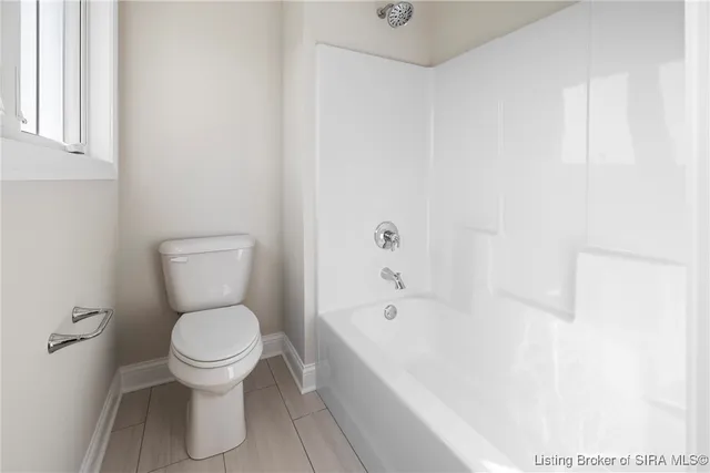 $699,900 | 125 Noblewood Boulevard, Jeffersonville, IN 47130