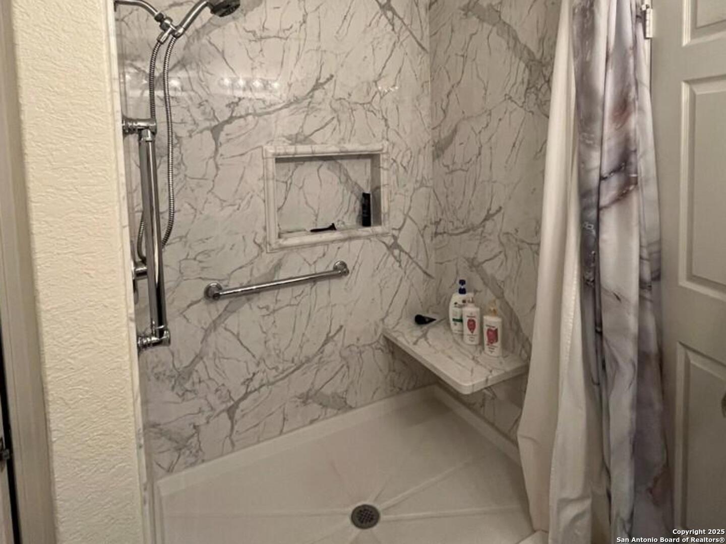 154 Hidden Selma, TX 78154 - Photo 3 of 4