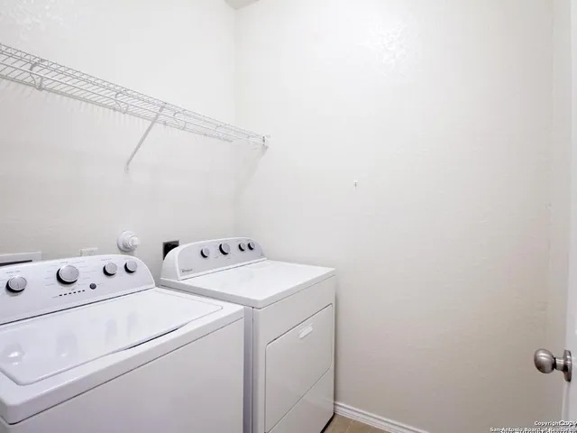 $2,000 | 154 Hidden Knoll, Selma, TX 78154