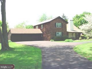 1401 Newman Road Pennsburg, PA 18073 - Photo 1 of 6 Gallery Image 1