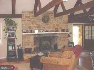 1401 Newman Road Pennsburg, PA 18073 - Photo 4 of 6 Gallery Image 4
